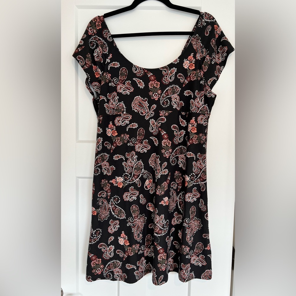 SO dress, black with warm paisley print, size L